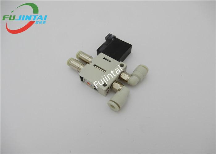 JUKI 750 760 SMT খুচরা যন্ত্রাংশ ইলেক্ট্রোম্যাগনেটিক ভালভ ASM E25117250A0 VQD1121W-5MO-C4-X8